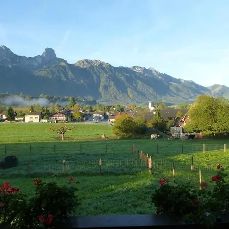 アパート Mit Herrlicher Aussicht Auf Stockhorn Und Niesen *