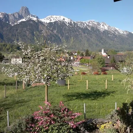 Apartment Mit Herrlicher Aussicht Auf Stockhorn Und Niesen